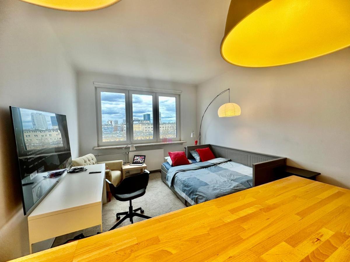Super Beauty Metro Wifi 65'Tv Netflix Hbo Appletv+ Lägenhet Warszawa Exteriör bild
