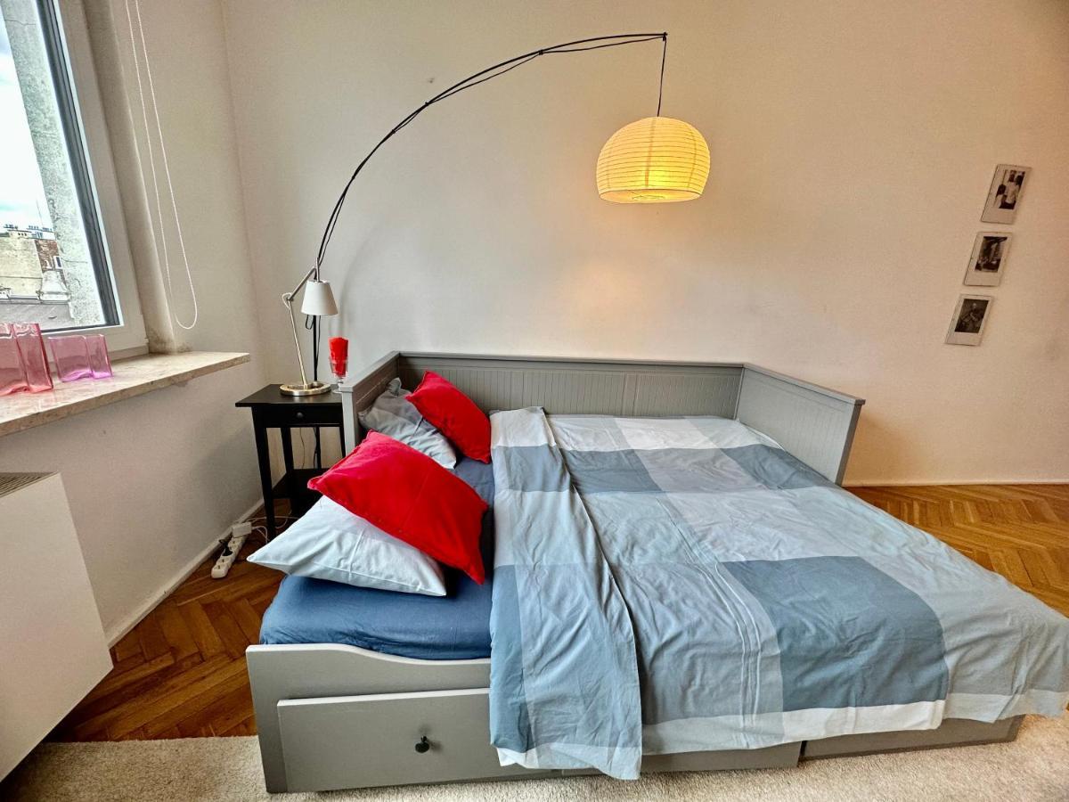 Super Beauty Metro Wifi 65'Tv Netflix Hbo Appletv+ Lägenhet Warszawa Exteriör bild